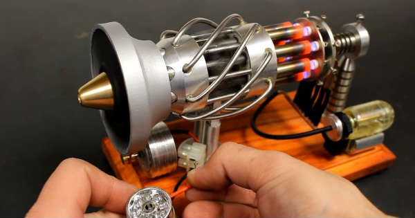 16 Cylinder Stirling Engine runs gas 1