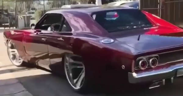 1968 Dodge Charger RTR Jay Leno Sound 2