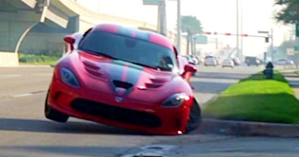 Raw Footage From The Dodge Viper Crash at Cars Coffee 1