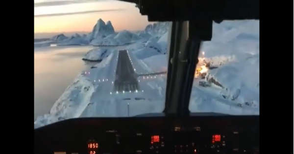 This Is How A Landing in Greenland Looks Like 2