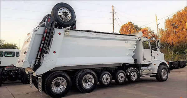 Trucks Like The Super Dump Have Extra Wheels Behind 2