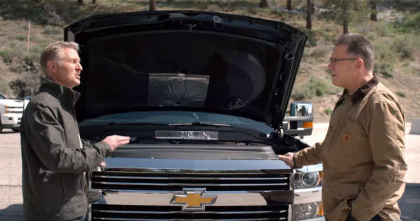 Chevrolet Silverado HD vs Ford Super DutyDrag Race With A Trailler 2