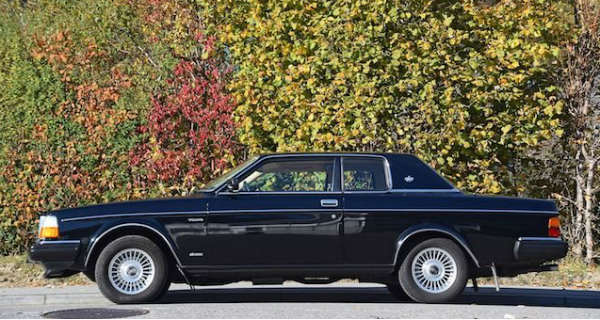 David Bowies Vintage Volvo Was Sold For 218000 2