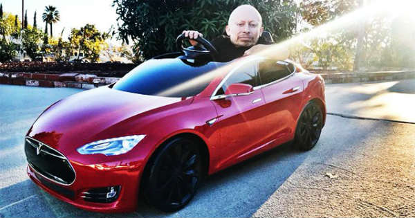 The Perfect Christmas Gift Mini Tesla 2