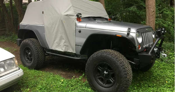 Essential Items to Have in your Jeep for an off-road adventure 5