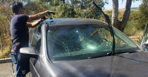 Choosing The Right Auto Windshield Replacement Company 2