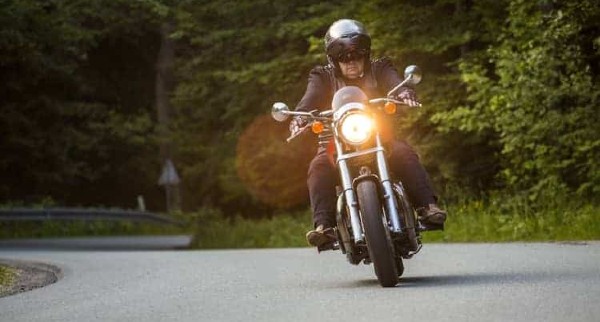 _8 Ways to Increase Your Visibility When Motorbiking 2