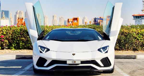 Top 5 exotic car rentals in Dubai in 2021 1