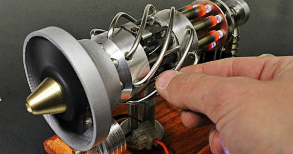 16 Cylinder Stirling Engine runs gas 2