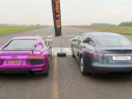AUDI R8 V10 PLUS VS TESLA MODEL S P100D 1