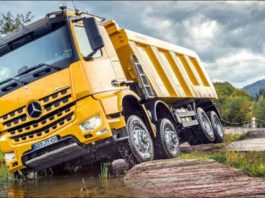 Off-Roading With Mercedes-Benz Trucks 11
