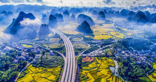 Hepu Napo Expressway - Probably The Most Beautiful Highway In The World 1
