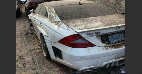 Abandoned Luxury Cars Of Dubai Imt Mines Albi