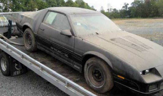 Where Is The New 1985 Iroc Z28 Chevrolet Camaro Found In A Trucks Trailer 2
