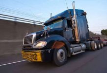 5 Reasons to Hire a Truck Accident Attorney to Handle Your Case 1