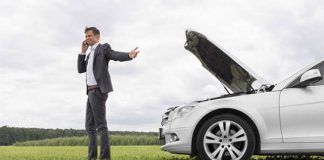 5 Steps to Handling the Situation What to Do When Your Car Breaks down in the Middle of the Road 1