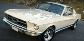 What You Need To Know Before Exchanging Your Money To A Classic Car 1